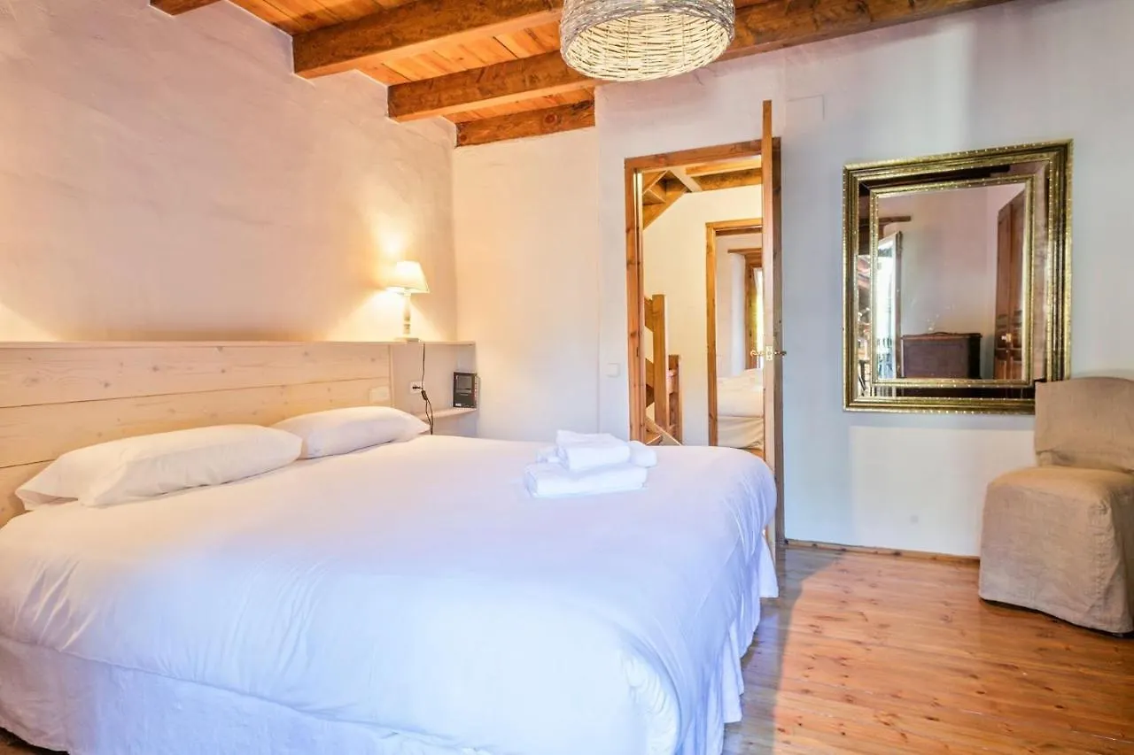 Luderna - Casa Mauberme Villa Arties Holiday home